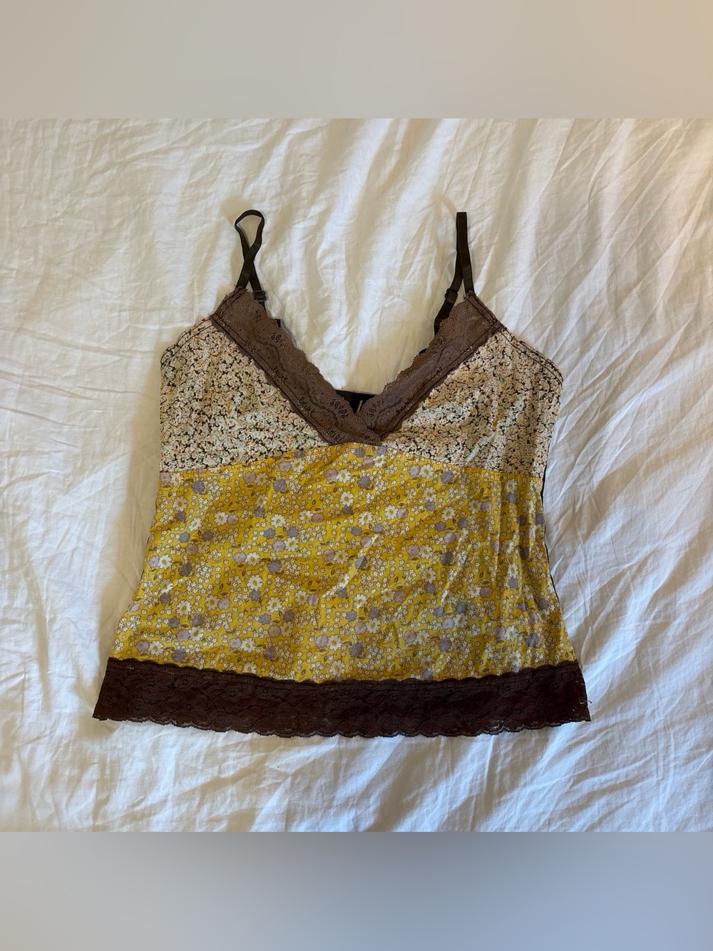 Y2K Dex Yellow Floral Lace-Trim Camisole
